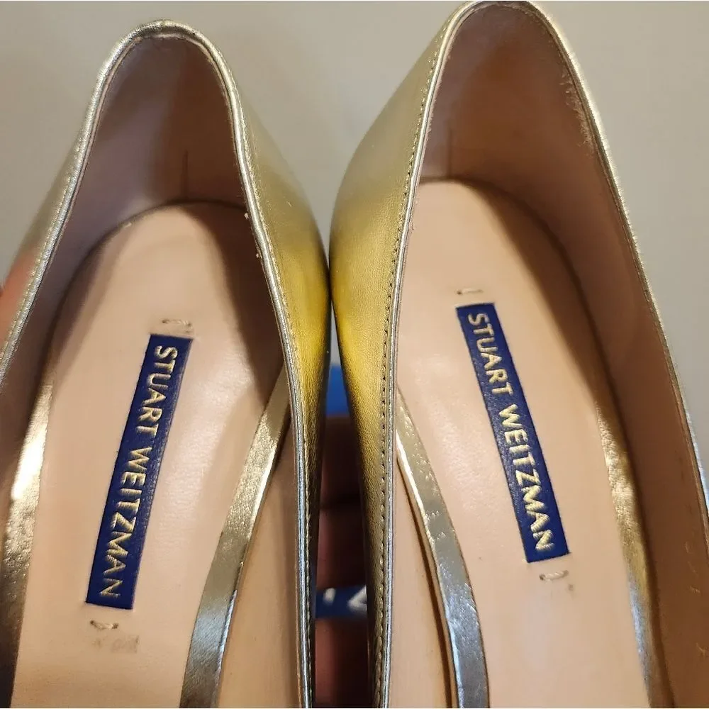 Stuart Weitzman Gold Metallic Leather Classic Stiletto Pumps Size 9 Ret.$425